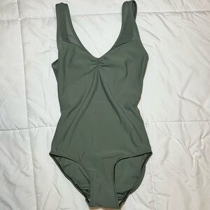 Eleve leotard